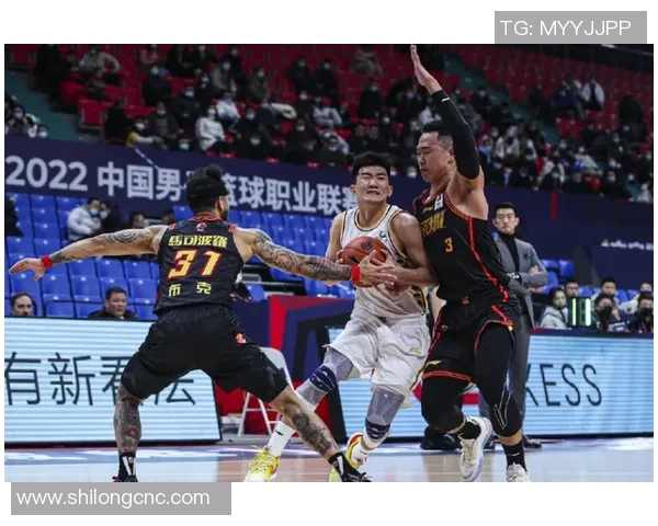 今晚深圳对阵广厦季后赛直播精彩看点与赛前分析全攻略