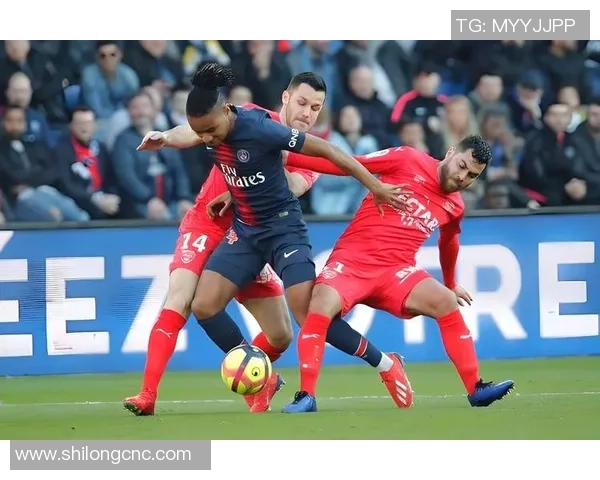 什鲁斯迎战斯文登争夺英甲联赛关键三分的激烈对决 什鲁斯迎战斯文登争夺英甲联赛关键三分的激烈对决